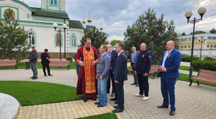 Храм Святой Троицы станицы Динской посетил предприниматель Борис Ротенберг