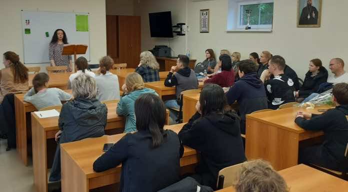 В храме Святого Духа прошла встреча читательского клуба