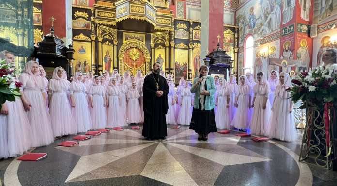 В храме Святого Духа выступил детский хор МЭЦ