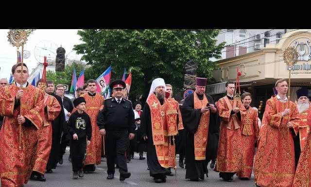 Видеосюжет. Общегородской крестный ход в Краснодаре в честь святых равноапостольных Кирилла и Мефодия