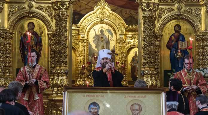 Митрополит Григорий совершил молебен в день тезоименитства Святейшего Патриарха Кирилла