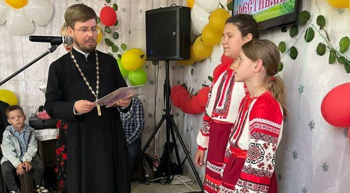 В поселке Пригородный прошел Троицкий фестиваль