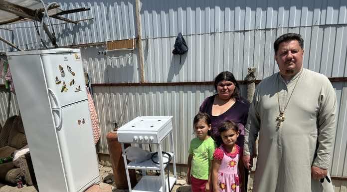 Благочинный помог многодетной семье в Динском районе