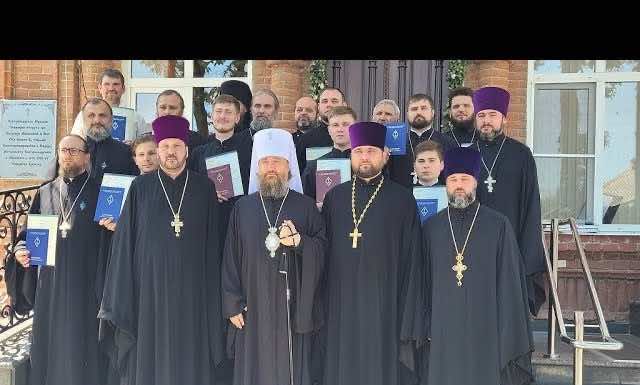 Видеосюжет. Митрополит Григорий возглавил выпускной акт в Екатеринодарской семинарии