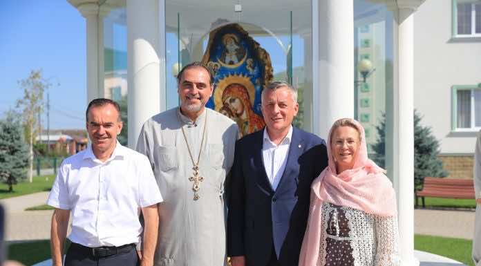 Храм Святой Троицы в станице Динской посетили почетные гости