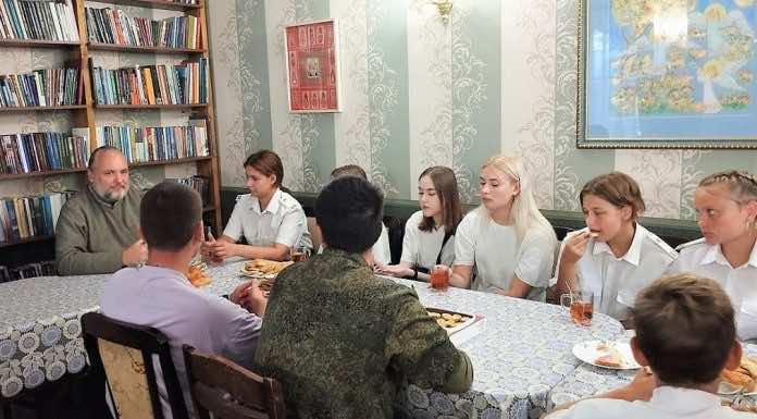 Благочинный встретился с юными казачатами в храме станицы Северской