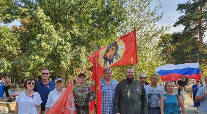 В Горячем Ключе священник благословил школьников, вступивших в ряды Юнармии