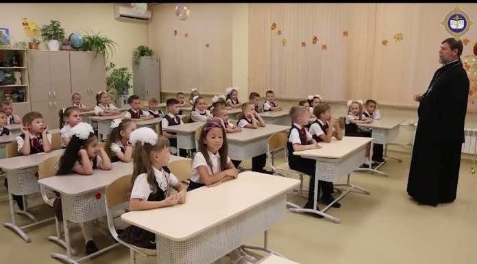 Видеосюжет. Руководитель ОРОиК поздравил краснодарских школьников с Днем знаний