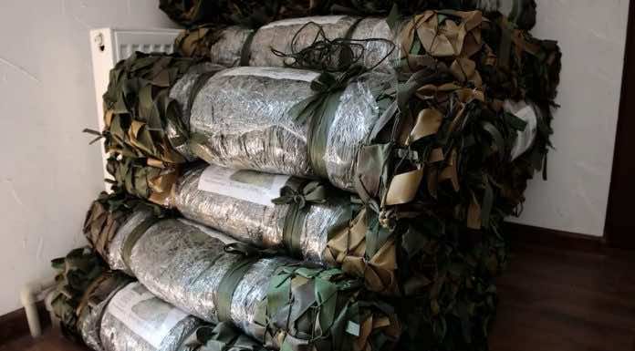 Видеосюжет. Переданы 83 маскировочные сети для наших солдат