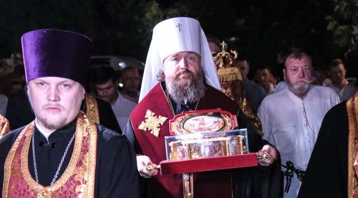 В Краснодаре торжественно встретили мощи святого Георгия Победоносца