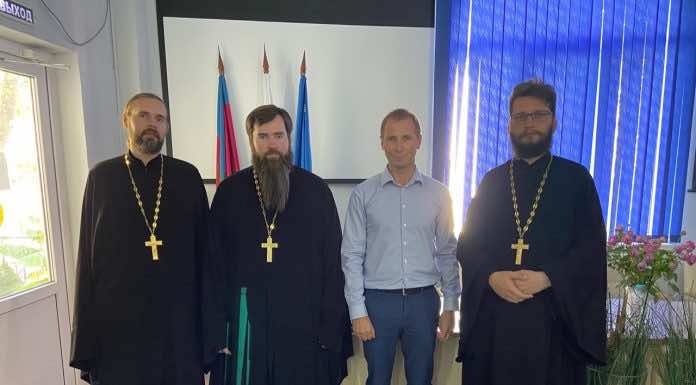 Краснодарский священник провел лекции по информационной гигиене в Туапсинском колледже