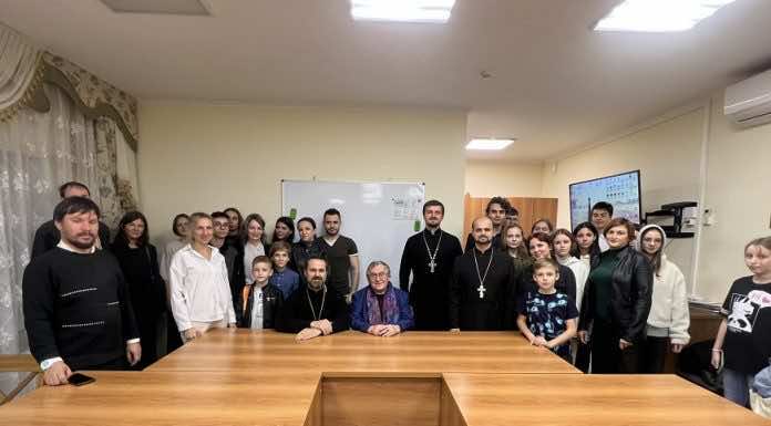 В храме Святого Духа прошел кинолекторий о Великой Отечественной войне