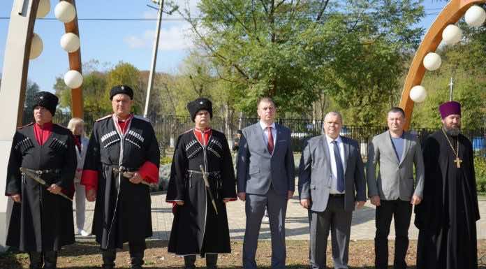 Благочинный принял участие в Апшеронских казачьих поминовениях