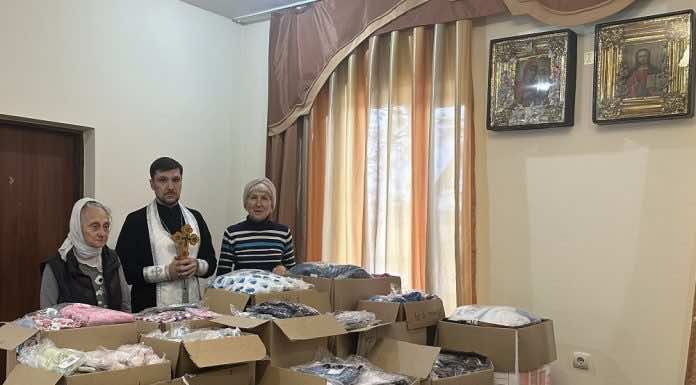 В храме Преображения Господня поселка Южный помогают детям Донецкой и Луганской республик