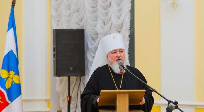 В Крыму прошел круглый стол, посвященный взаимодействию Церкви, власти, силовых структур и казачества