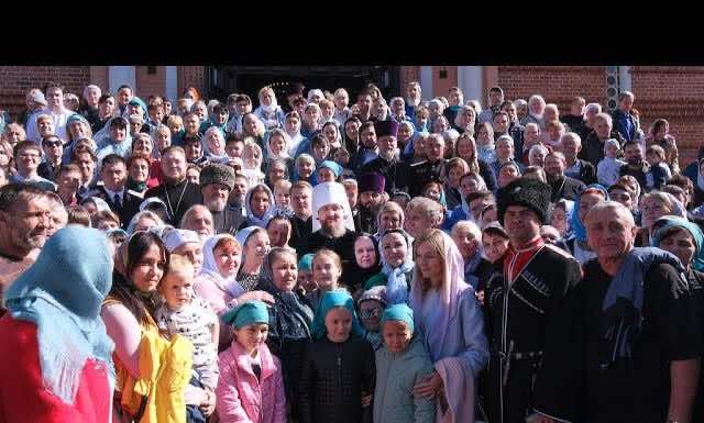 Видеосюжет. Митрополит Григорий совершил прощальную Литургию в Екатерининском соборе Краснодара