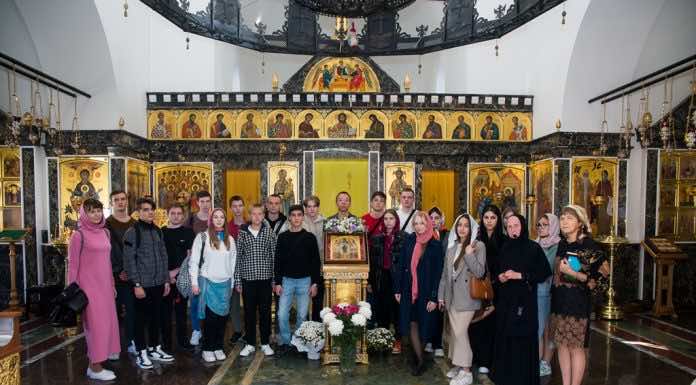 Краснодарские школьники посетили с экскурсией подворье монастыря «Всецарица»