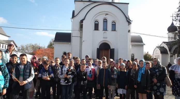 Школьники станицы Динской посетили подворье женского монастыря «Всецарица»