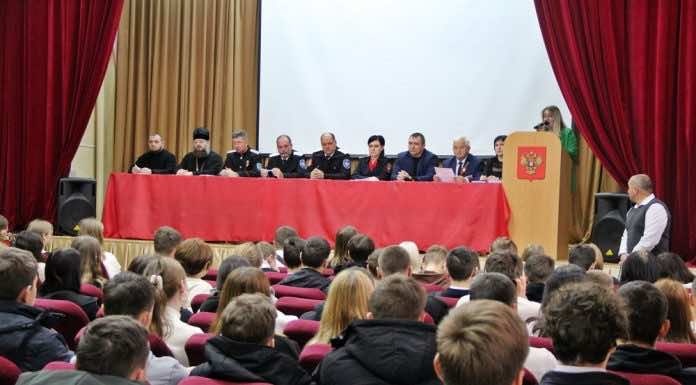 Священник храма станицы Динской выступил с докладом на конференции «ПРОжизнь»