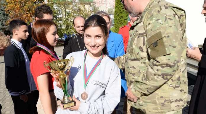 В храме Святого Духа прошли соревнования по русским народным видам спорта