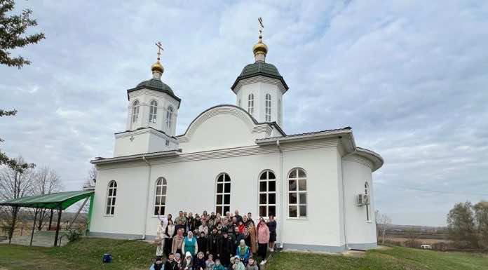 Прихожане Свято-Духова храма совершили поездку к святыням Усть-Лабинского района и горного монастыря Адыгеи