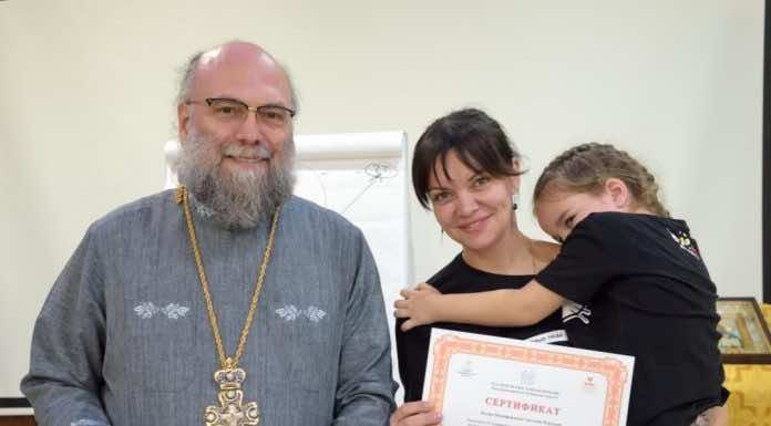 Участники IV Межрегиональной конференции «Семейный круг» обсудили работу кризисных центров для мам