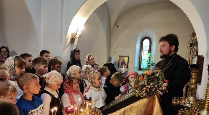 Казачата побывали с экскурсией в храме Воскресения Христова Краснодара