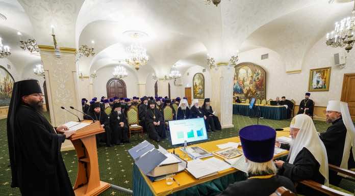 Святейший Патриарх Кирилл возглавил расширенное заседание Епархиального совета г. Москвы