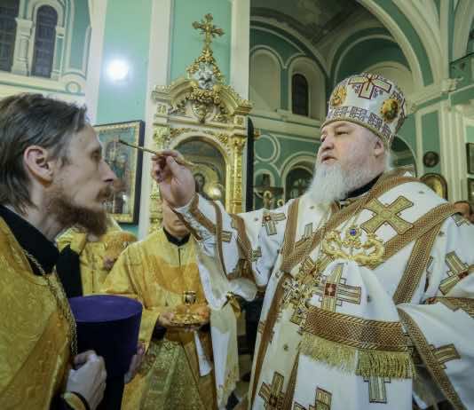 Митрополит Кирилл совершил всенощное бдение в Андреевском соборе города Ставрополя