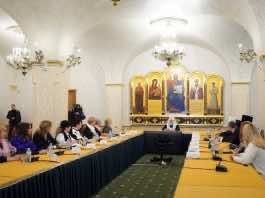 Митрополит Кирилл принял участие во встрече Святейшего Патриарха Кирилла с активом Комитета семей воинов Отечества