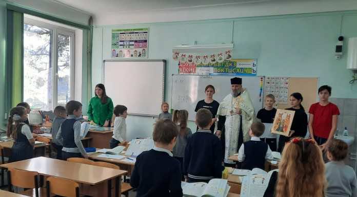 В учебных заведениях края состоялись встречи со священниками, посвященные празднику Богоявления