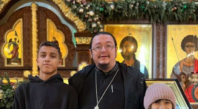 Клирик Сергиевского храма Краснодара провел ряд встреч с дошкольниками и подростками