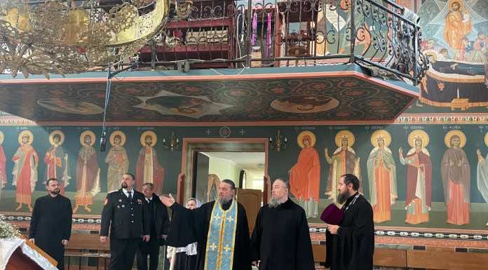 Митрополит Василий совершил рабочую поездку по храмам Апшеронска