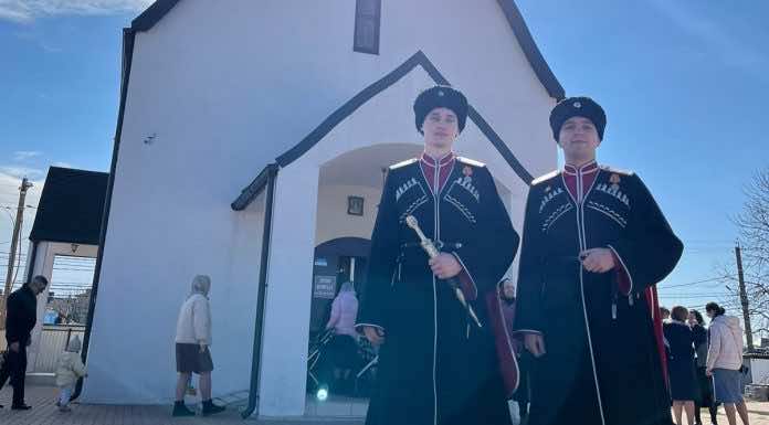 Представители Казачьей сотни КубГАУ рассказали о казачьих традициях детям