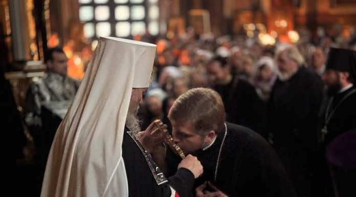 Митрополит Василий совершил вечерню с чином прощения