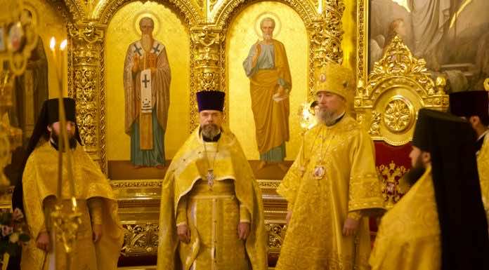 Митрополит Василий вознес сугубые молитвы о пострадавших и жертвах теракта в Красногорске