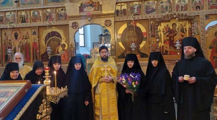 Игумения Неонила (Кузьмина) приняла поздравления с 20-летием монашеского пострига