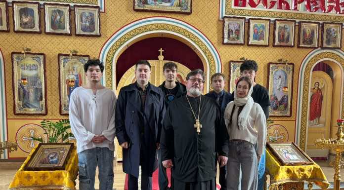 В честь Дня православной книги клирики Вознесенского храма провели ряд просветительских мероприятий