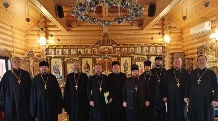 Состоялось собрание 7-го благочиния по вопросам работы с молодежью