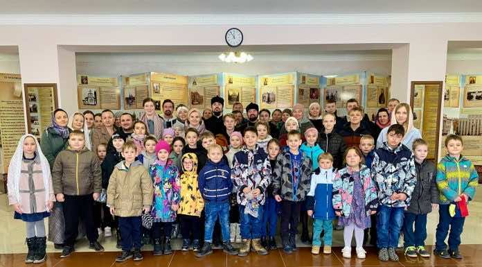 Юные жители станицы Пластуновской побывали на выставке о Духовных истоках Екатеринодара