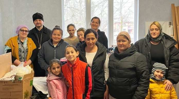 Приход хутора Николаенко оказал материальную помощь многодетным и малообеспеченным семьям