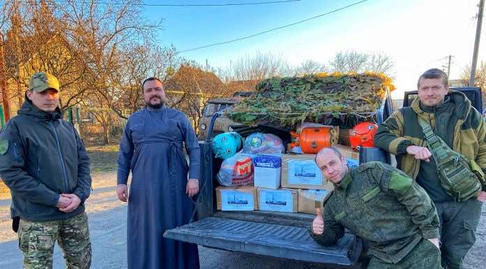 Диакон Евгений Дасов посетил в зоне СВО добровольческий отряд «Барс–11»