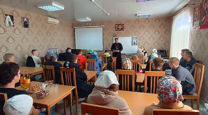 Молодежь станицы Новотитаровской побывала на лекции в честь Дня православной книги