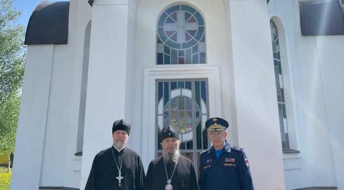 Митрополит Василий посетил Краснодарское президентское кадетское училище