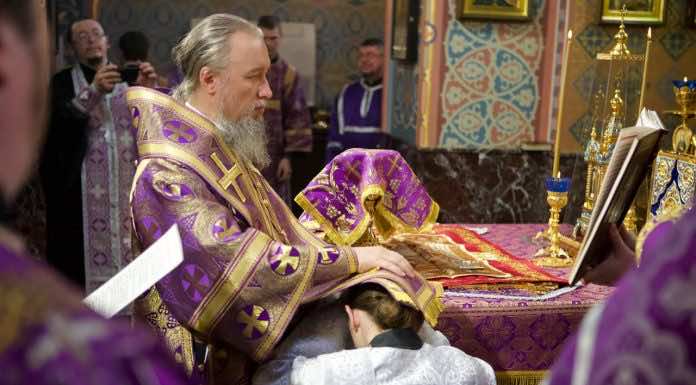 Митрополит Василий совершил хиротонию на воскресном богослужении 5-й Недели Великого поста