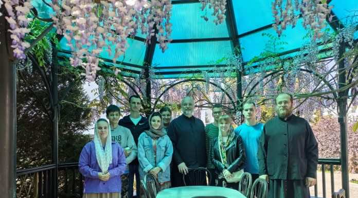 Православная молодежь станицы Северской совершила паломничество в Апшеронский монастырь