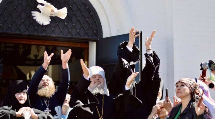 В день Благовещения митрополит Василий совершил Литургию на подворье монастыря «Всецарица»