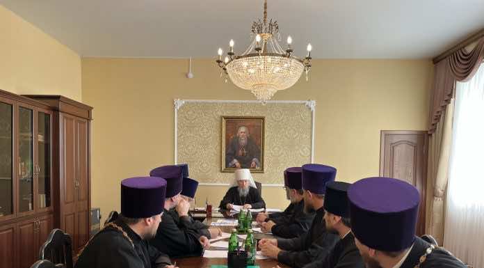 Глава Кубанской митрополии возглавил заседание Епархиального совета Армавирской епархии