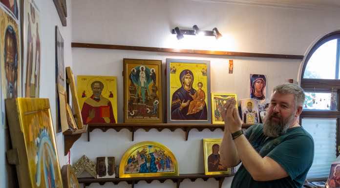 Семинаристы посетили с экскурсией иконописную мастерскую