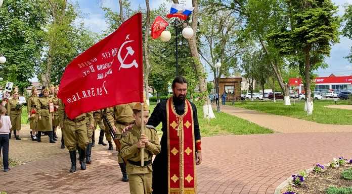 В станице Пластуновской совершили благодарственный молебен о даровании Победы в ВОВ